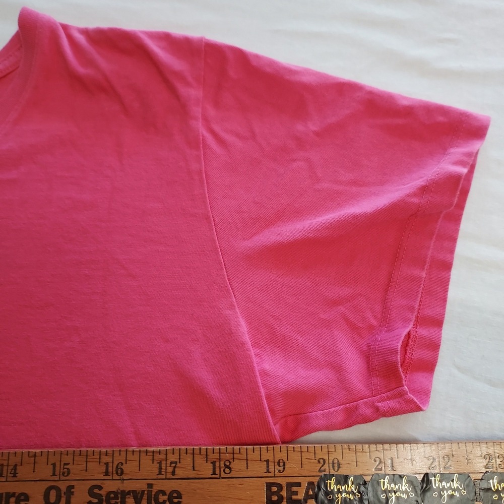 Life is Good Pink Knitten Cat Lady Knitter Yarn Crusher Tee V-Neck T-Shirt L - Picture 6 of 7